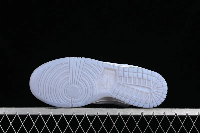 All categories Nk SB Dunk series Nk SB Dunk Low Low-top sneakers Nk Dunk Low Simple sky blue Sea salt and lemon SB strap low-top casual sneakers FJ7743-194